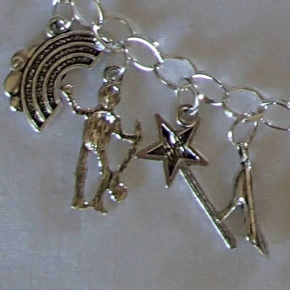 Wizard of Oz Theme Charm Bracelet SP Handcrafted + Free Organza Roses Gift Bag - Picture 7 of 16